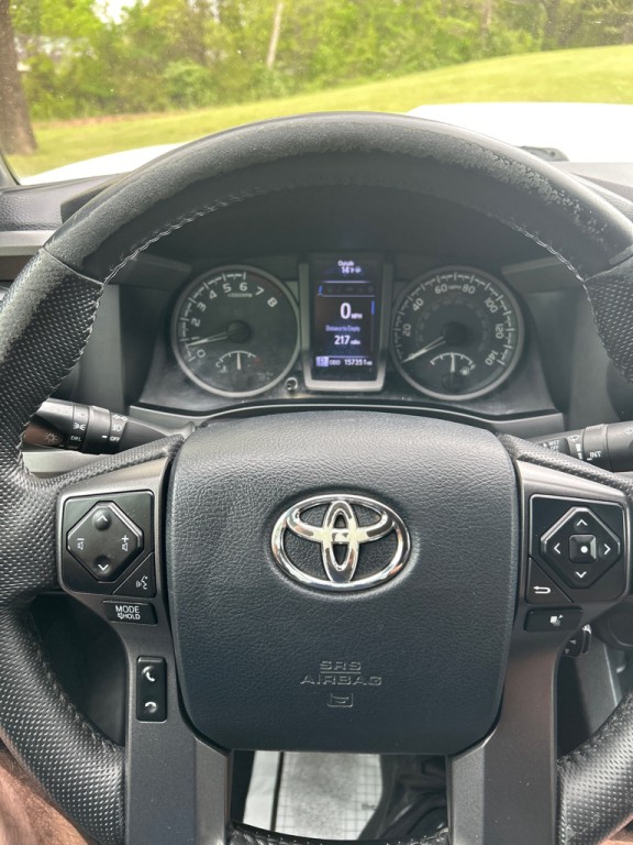 2016 Toyota Tacoma Image 11