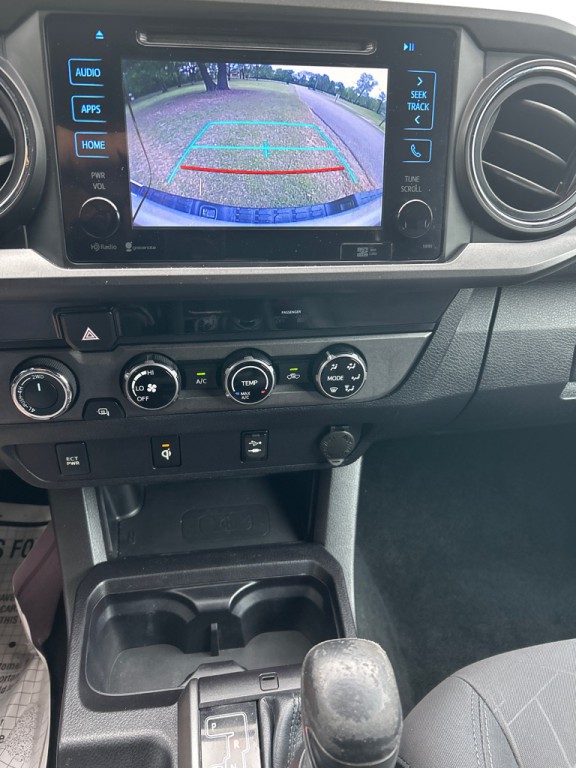 2016 Toyota Tacoma Image 13