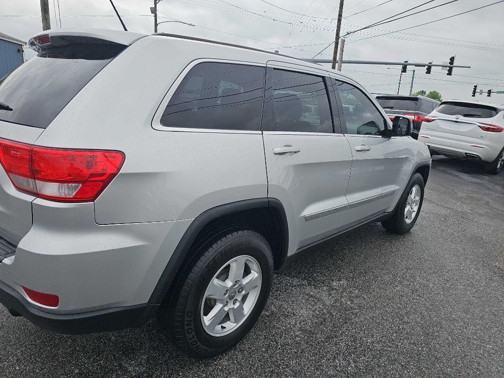 2012 Jeep Grand Cherokee Image 4