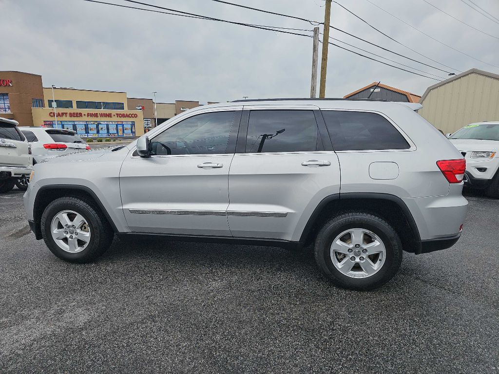 2012 Jeep Grand Cherokee Image 6