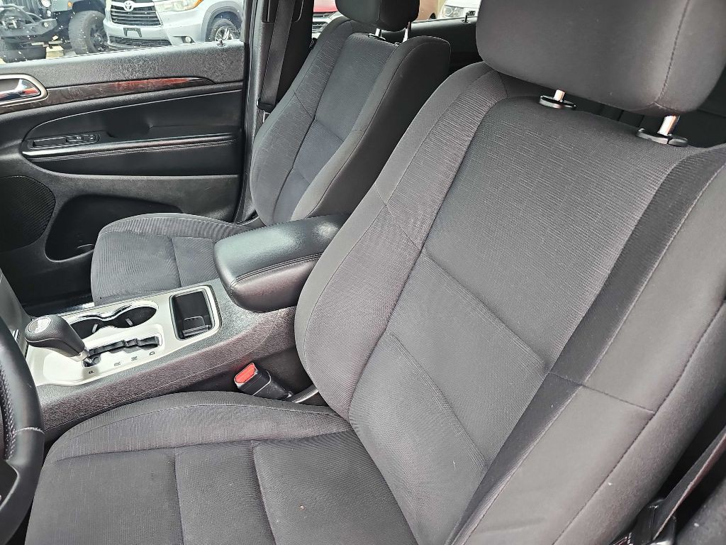 2012 Jeep Grand Cherokee Image 7