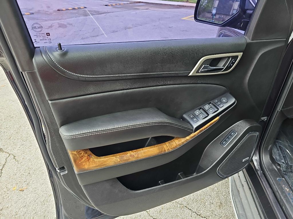 2015 GMC Yukon Image 10