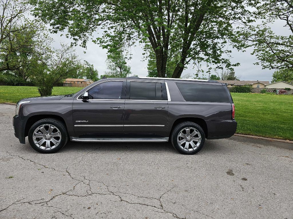 2015 GMC Yukon Image 20