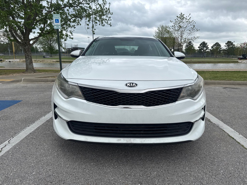 2016 Kia Optima Image 2