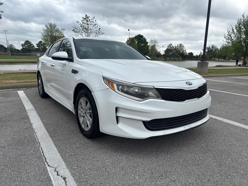 2016 Kia Optima Image 3