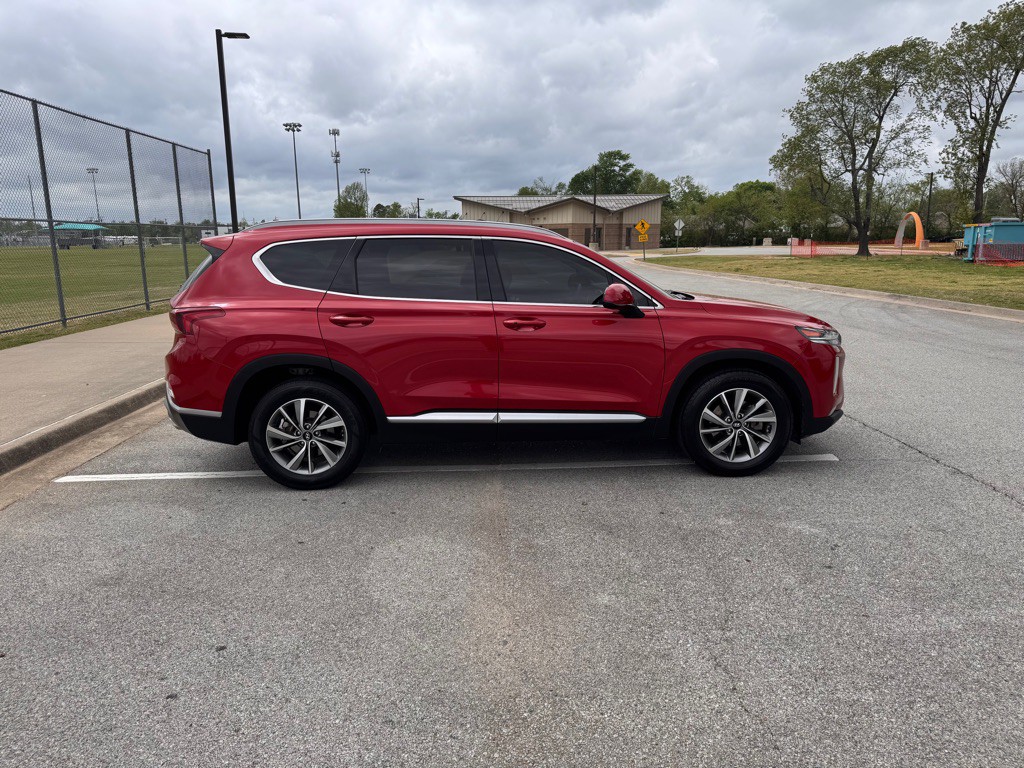 2019 Hyundai Santa Fe Image 4