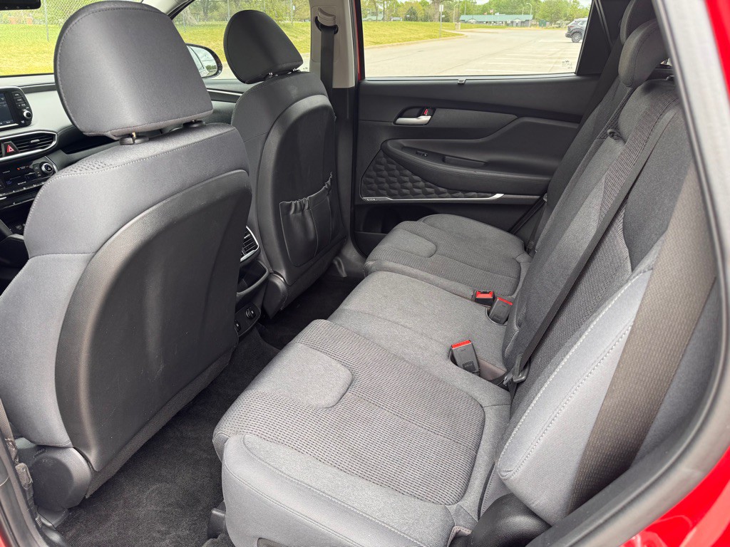 2019 Hyundai Santa Fe Image 10