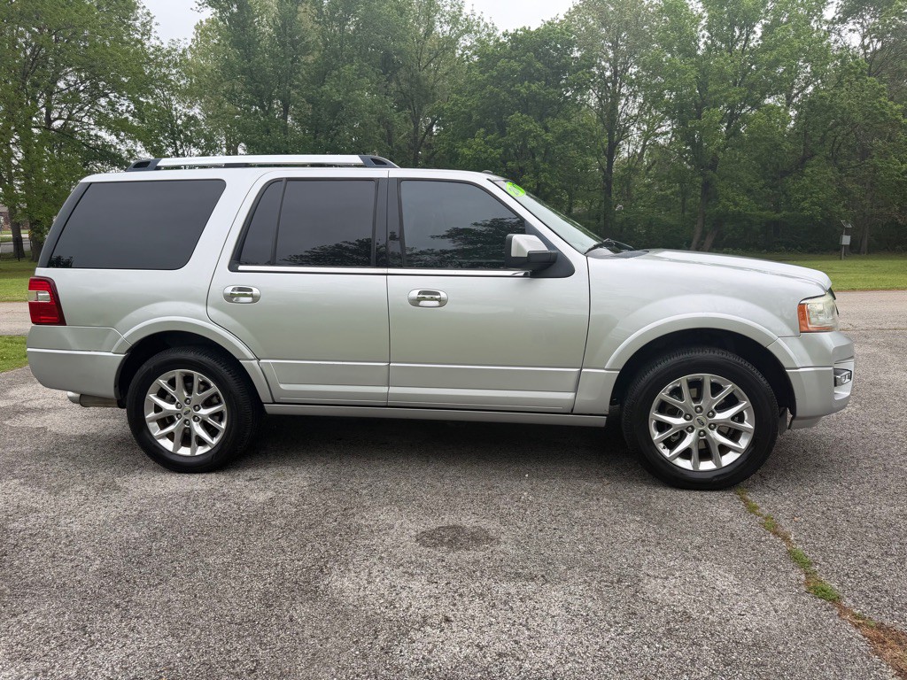 2017 Ford Expedition Image 4