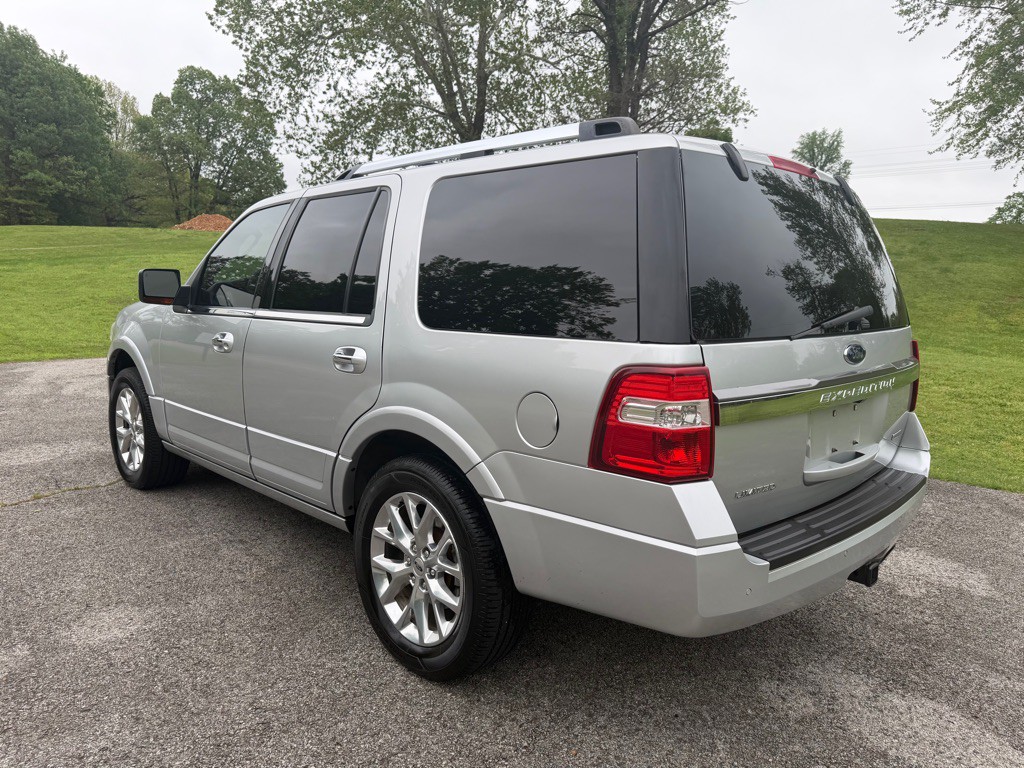 2017 Ford Expedition Image 7