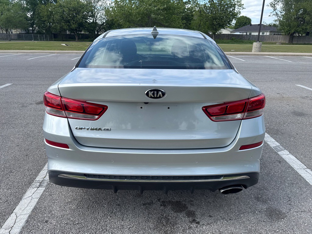 2019 Kia Optima Image 6
