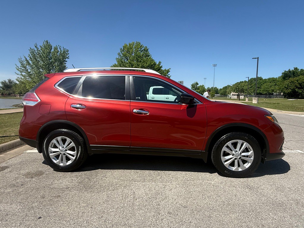 2016 Nissan Rogue Image 4