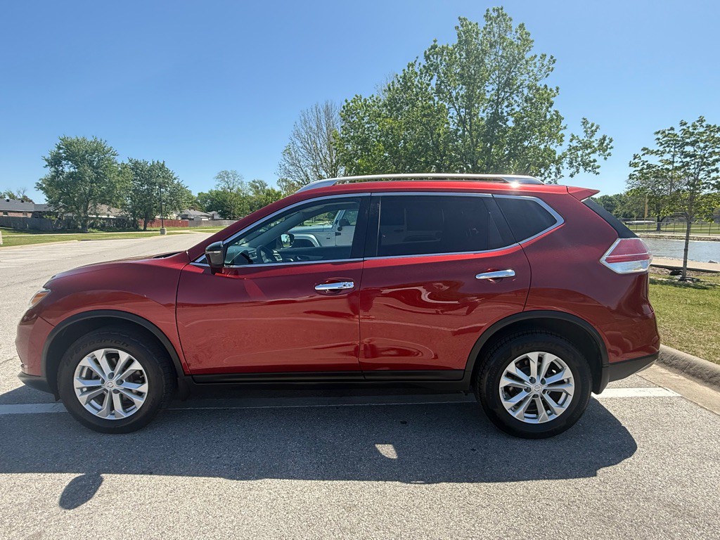 2016 Nissan Rogue Image 8