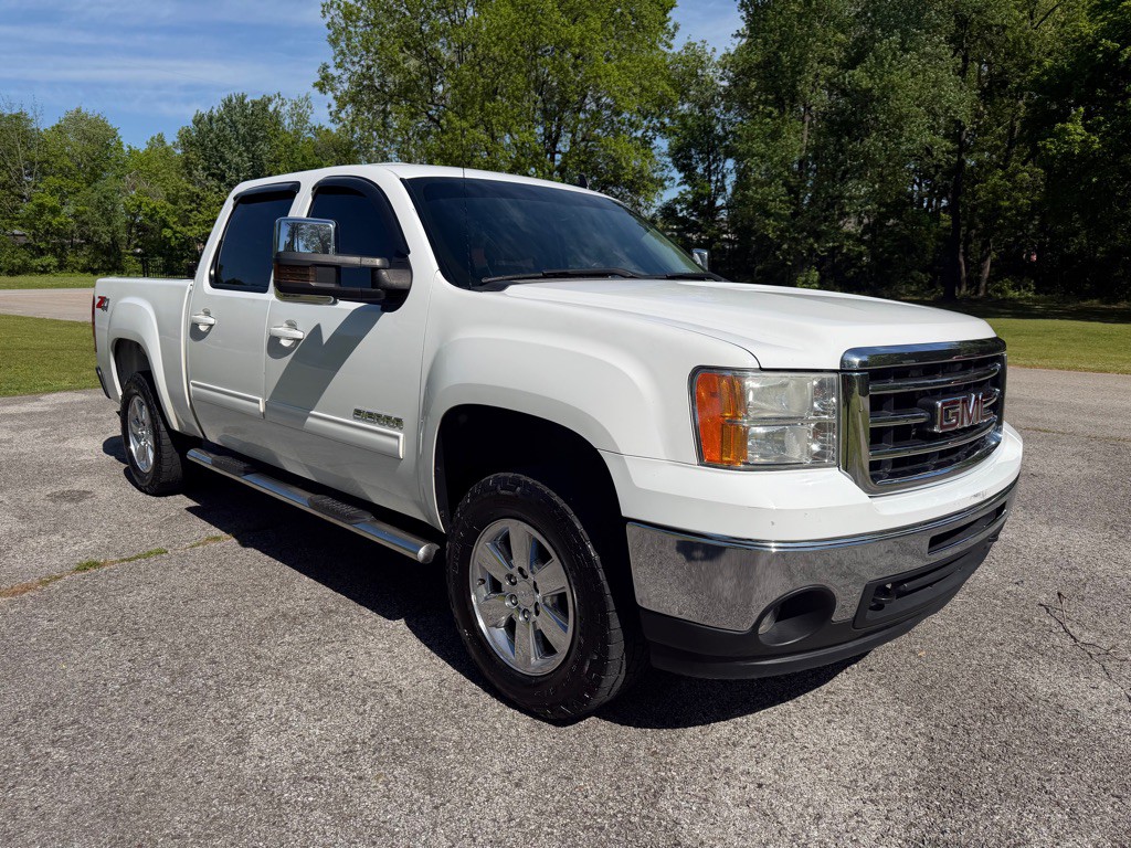 2012 GMC Sierra Image 2