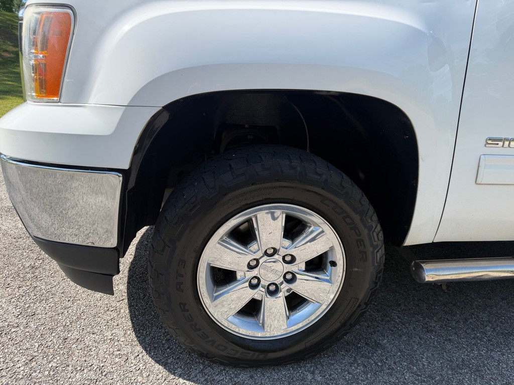 2012 GMC Sierra Image 9
