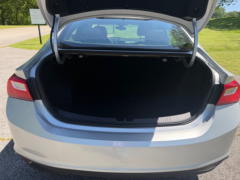 2018 Chevrolet Malibu Image 7