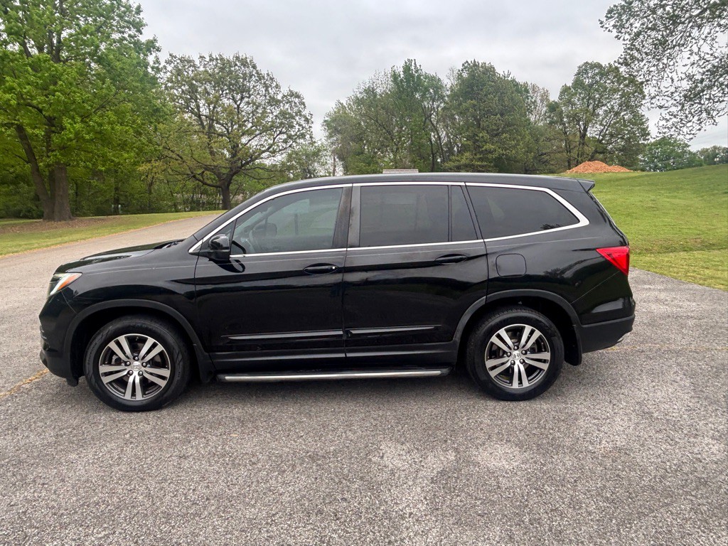 2017 Honda Pilot Image 4