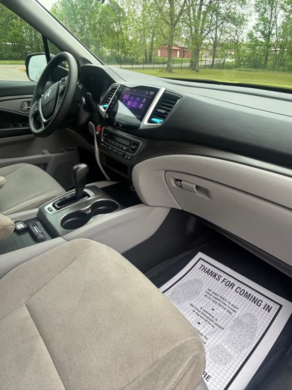 2017 Honda Pilot Image 15