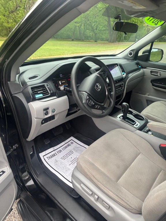 2017 Honda Pilot Image 17