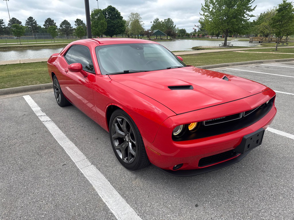 2015 Dodge Challenger Image 3
