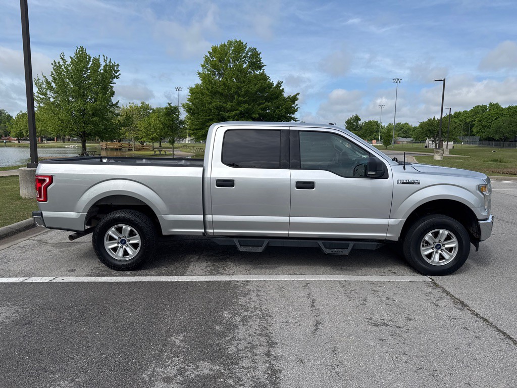 2017 Ford F-150 Image 4