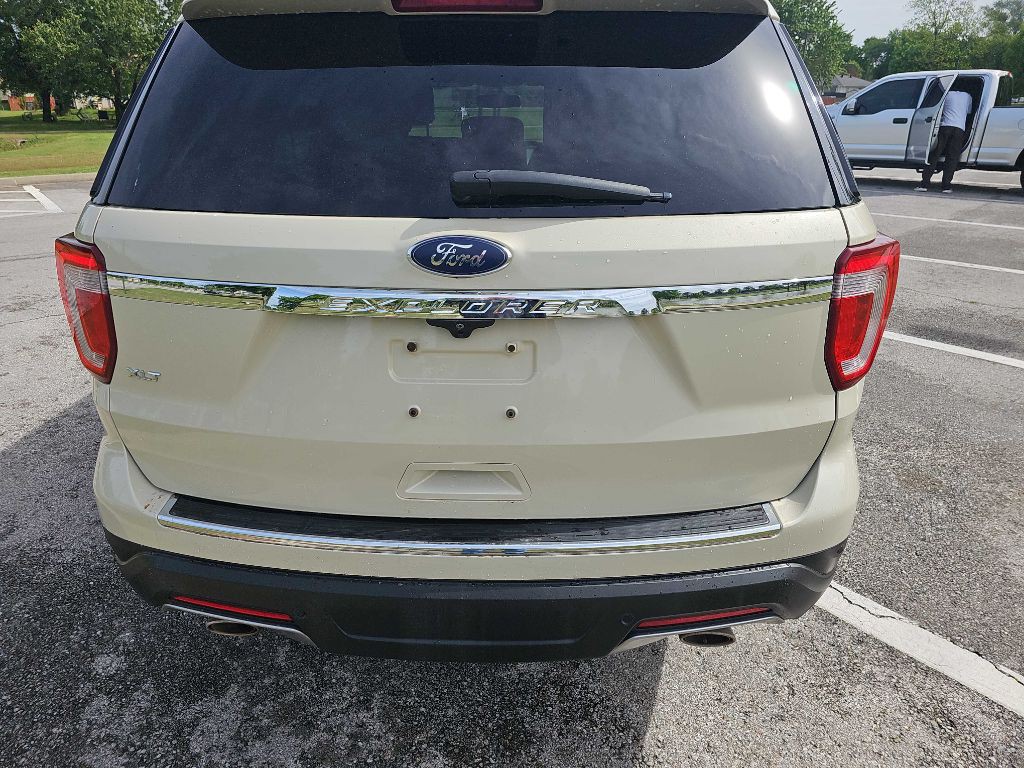 2018 Ford Explorer Image 6