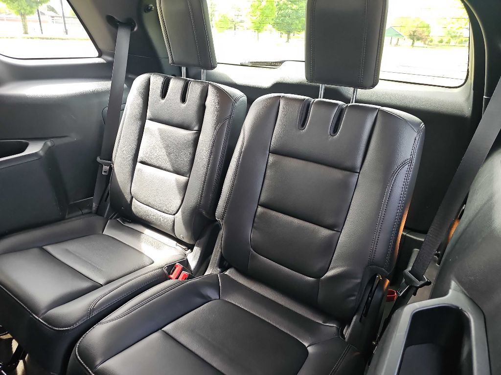 2018 Ford Explorer Image 13