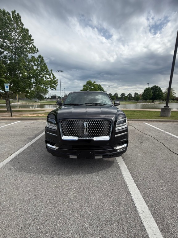 2020 Lincoln Navigator Image 3