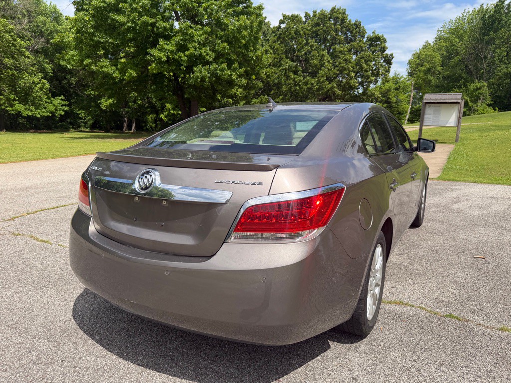 2012 Buick Lacrosse Image 5