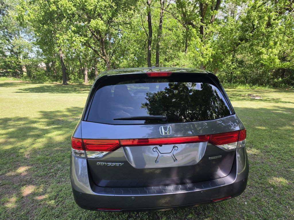 2015 Honda Odyssey Image 3