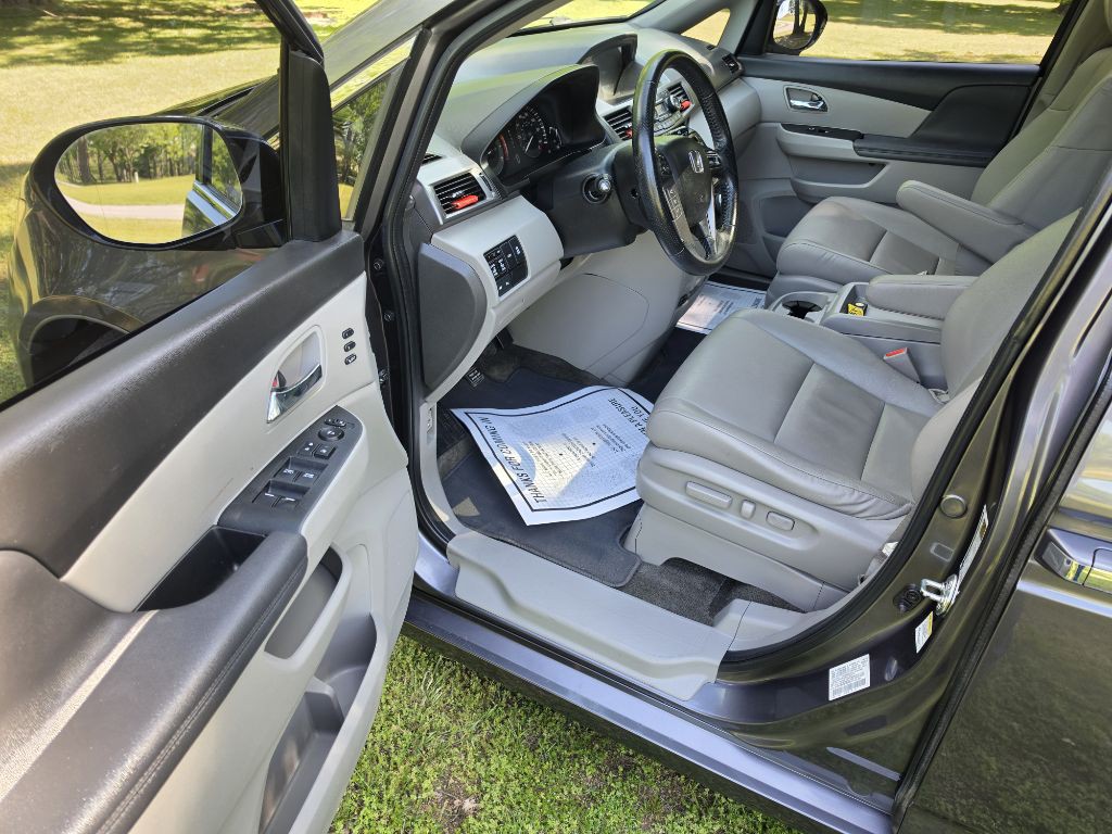 2015 Honda Odyssey Image 15