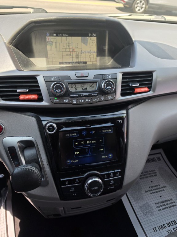 2015 Honda Odyssey Image 18