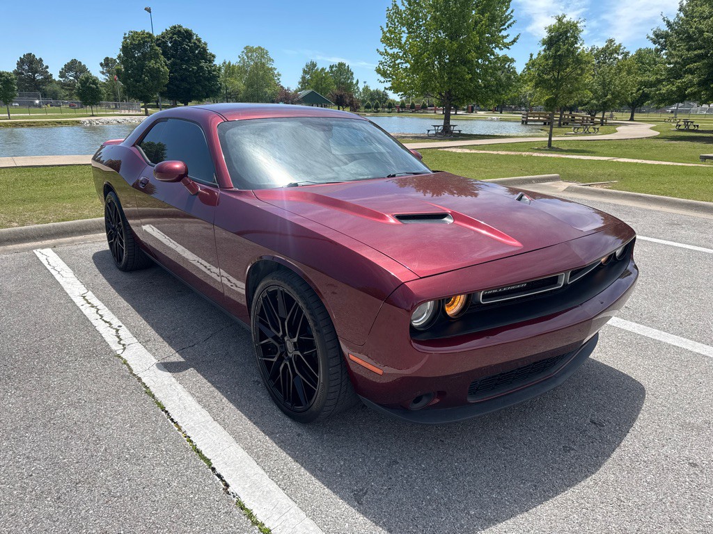 2018 Dodge Challenger Image 3