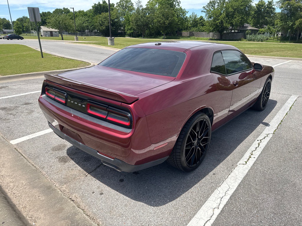 2018 Dodge Challenger Image 5