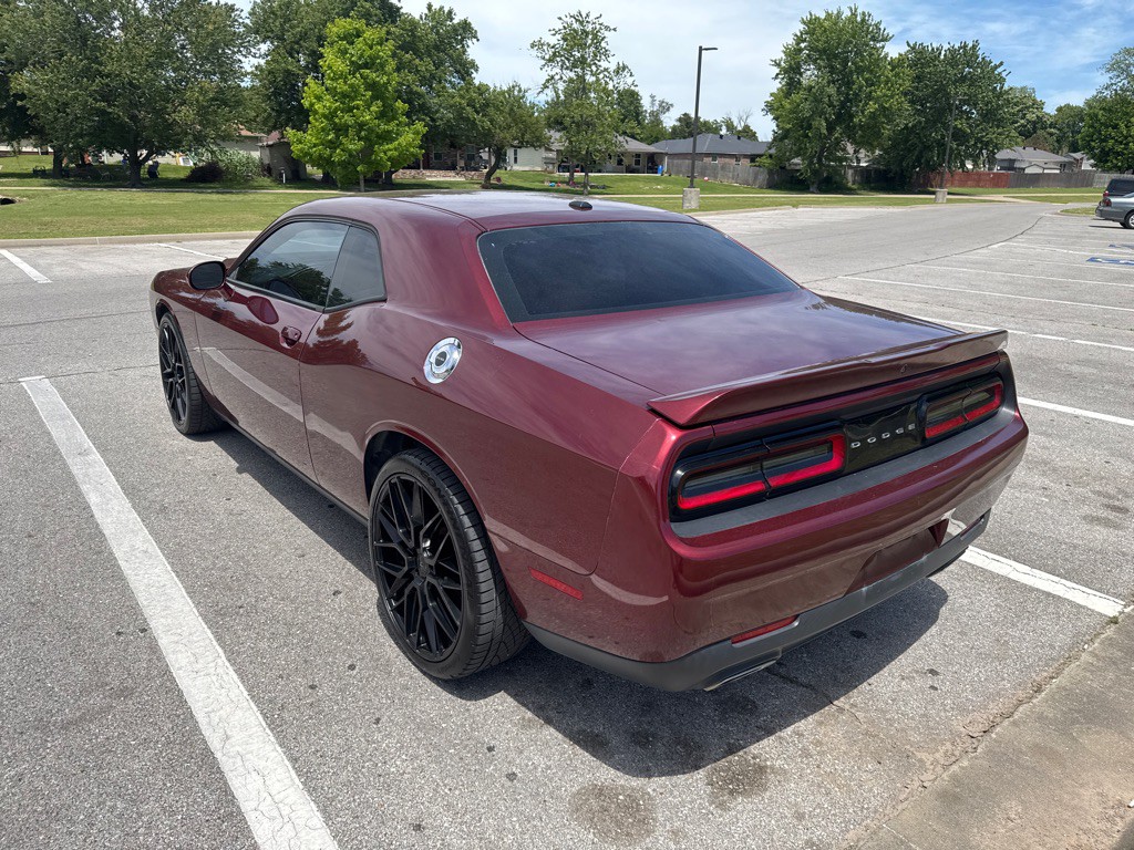 2018 Dodge Challenger Image 7