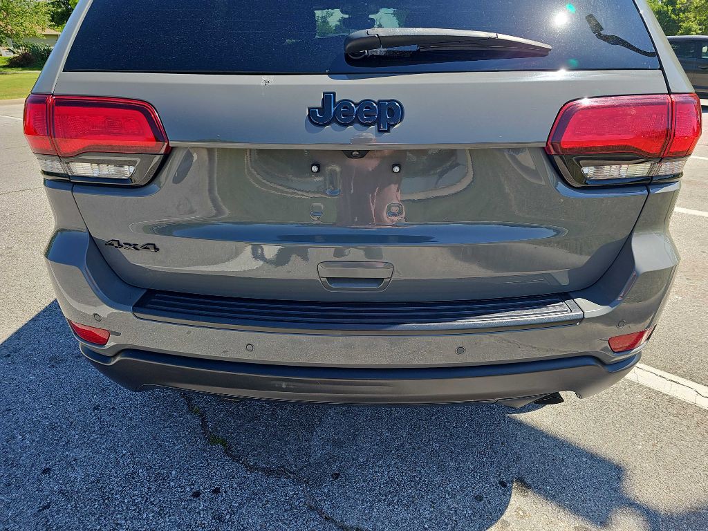 2019 Jeep Grand Cherokee Image 4