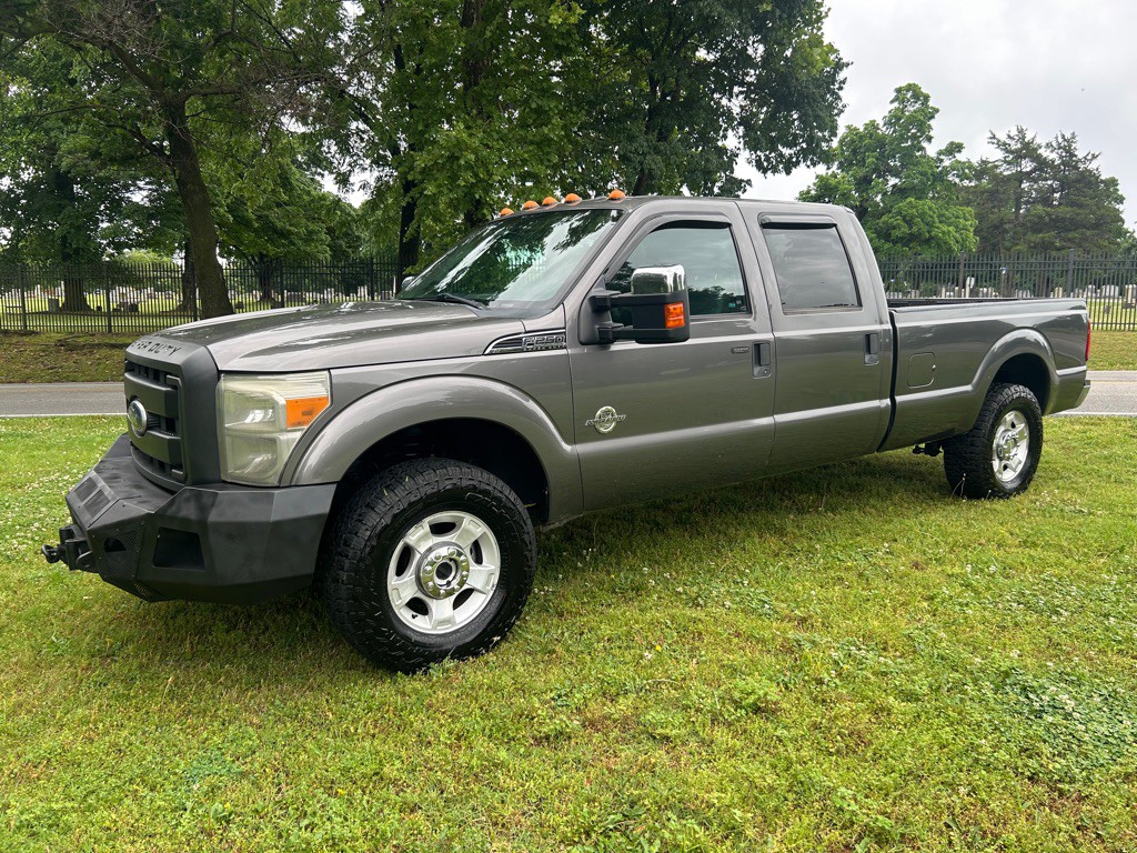 2011 Ford F-250 Image 4