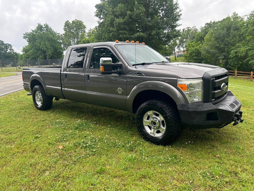 2011 Ford F-250 Image 5