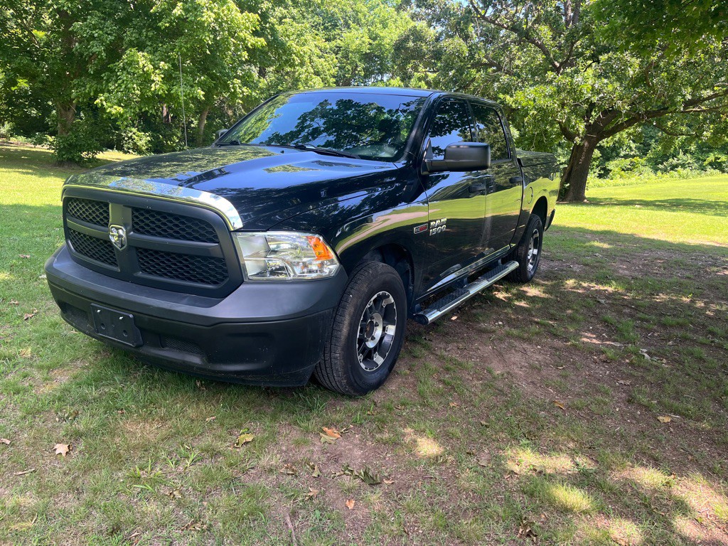2015 RAM 1500 Image 3