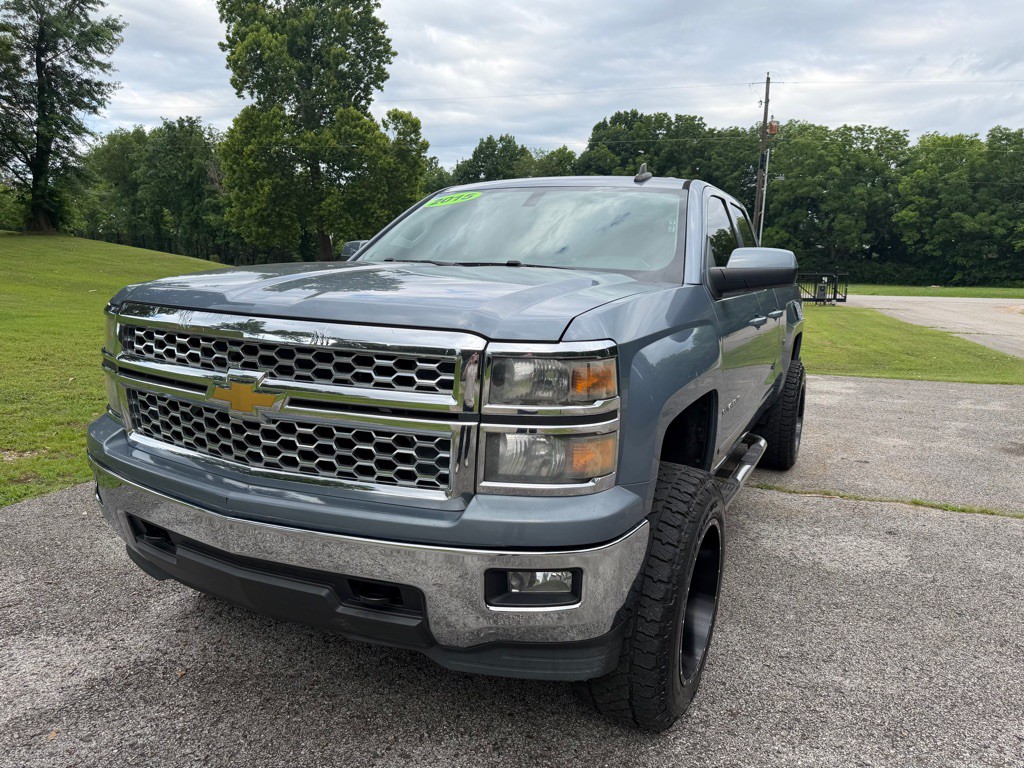 2015 Chevrolet Silverado 1500 Image 2