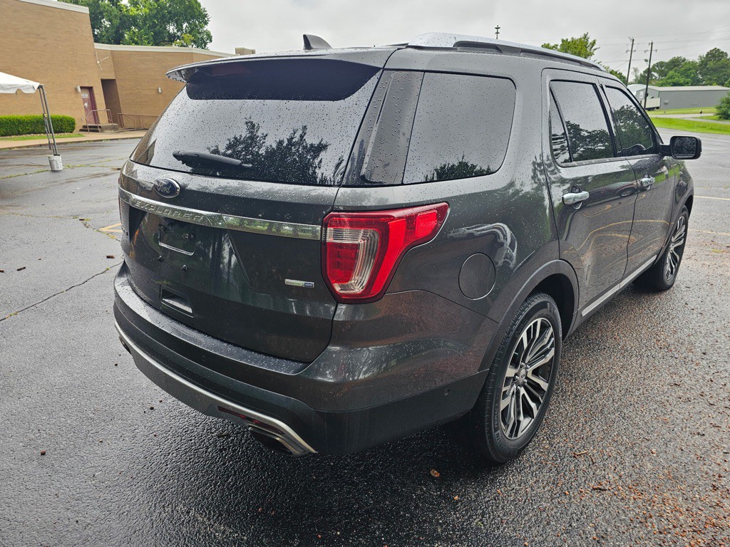 2016 Ford Explorer Image 5
