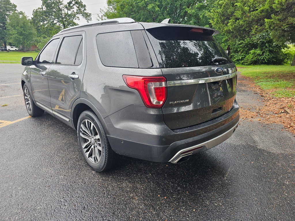 2016 Ford Explorer Image 7