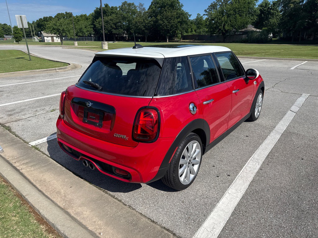 2019 MINI Cooper Image 5