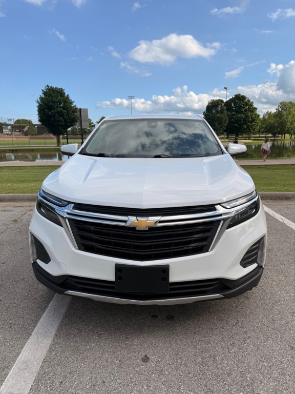 2022 Chevrolet Equinox Image 2
