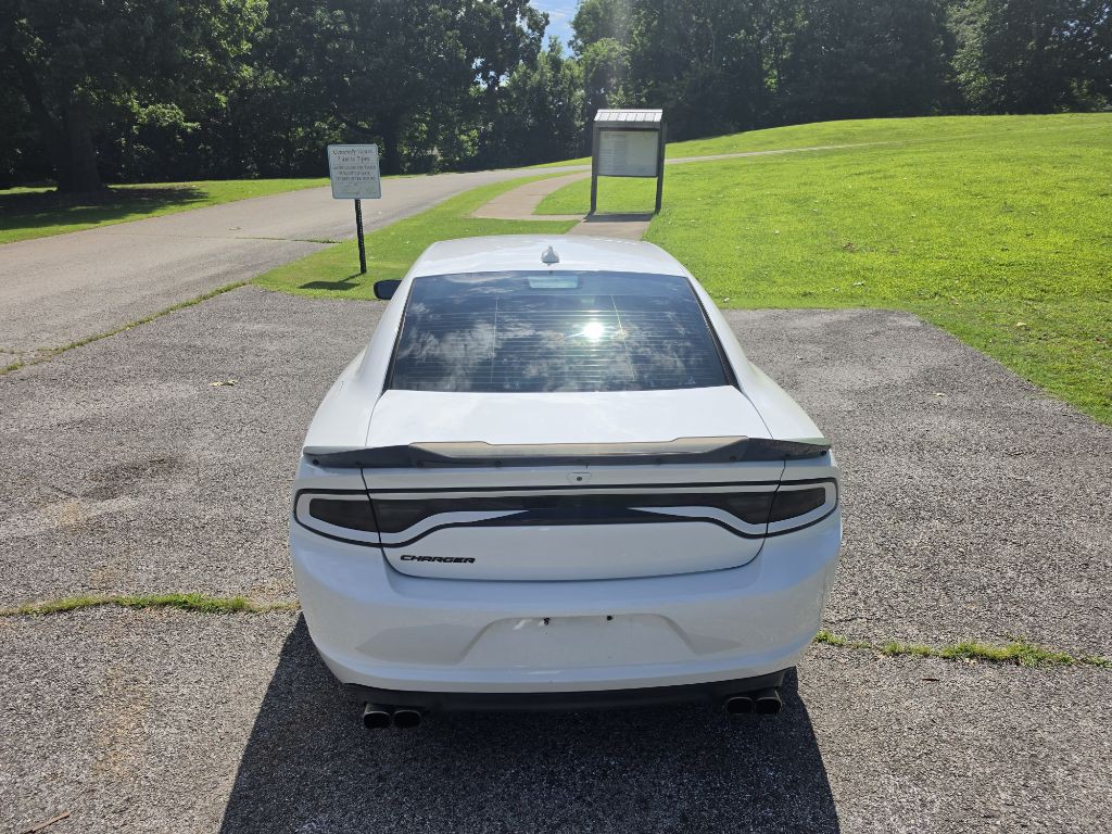 2016 Dodge Charger Image 9