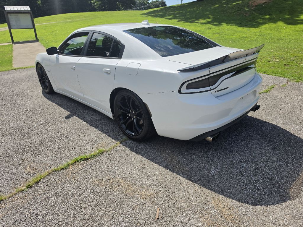 2016 Dodge Charger Image 11
