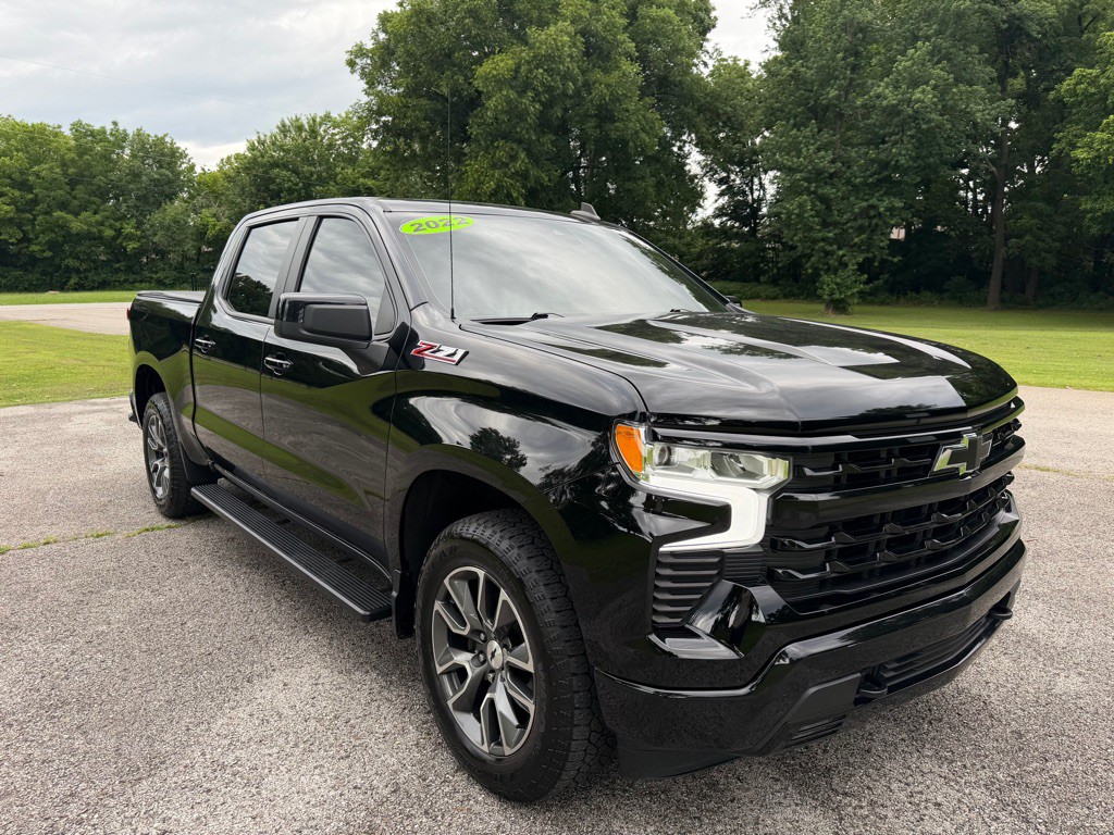 2022 Chevrolet Silverado 1500 Image 2