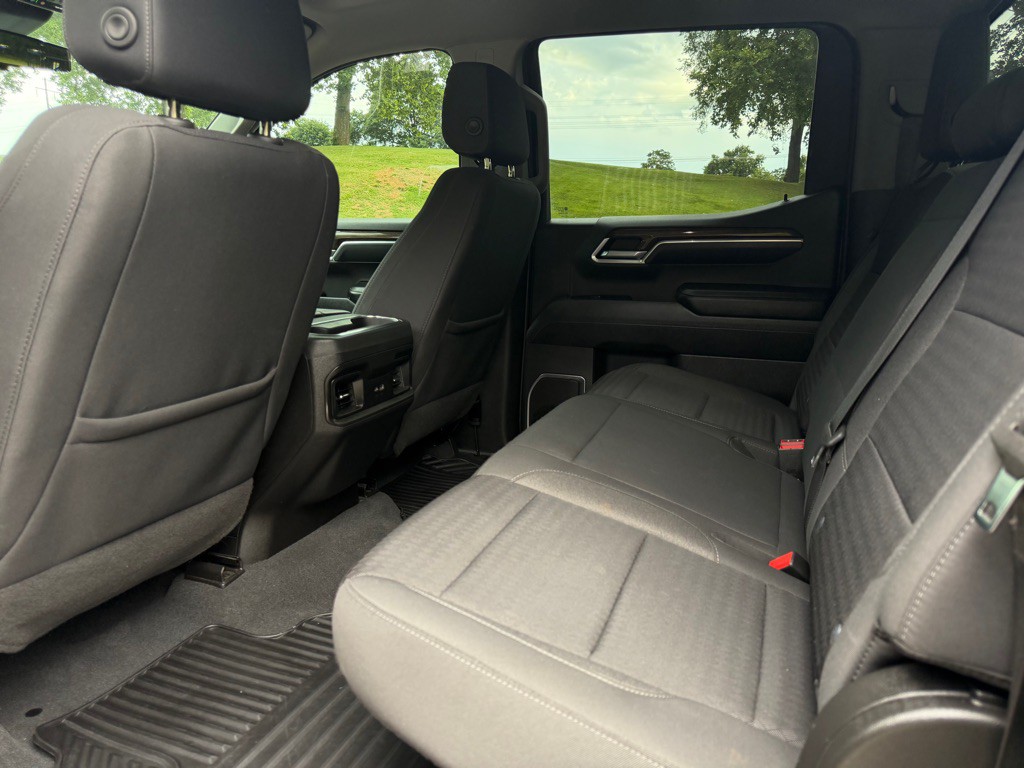 2022 Chevrolet Silverado 1500 Image 11