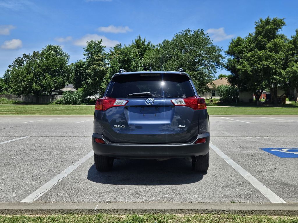 2013 Toyota Rav4 Image 6