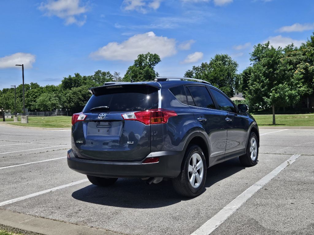 2013 Toyota Rav4 Image 7