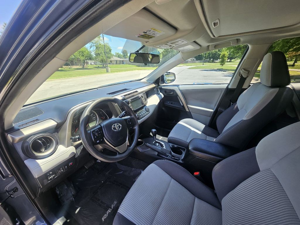 2013 Toyota Rav4 Image 9